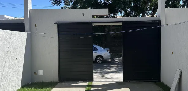 Sobrado com 3 Quartos à venda, 116m² no Pitangueiras, Lauro de Freitas