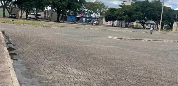 Prédio Inteiro com 2 Quartos à venda, 200m² no Ceilândia Norte, Brasília