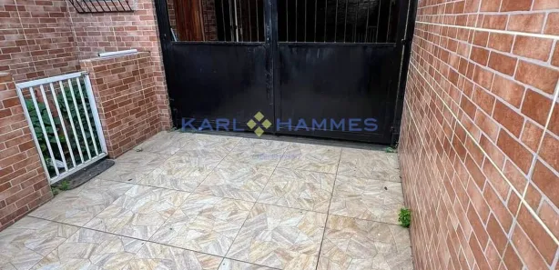 Casa com 2 Quartos à venda, 80m² no Parque Uruguaiana, Duque de Caxias