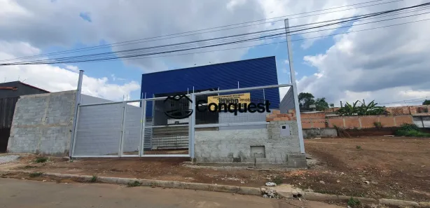 Galpão / Depósito / Armazém à venda, 219m² no São Marcos, Betim