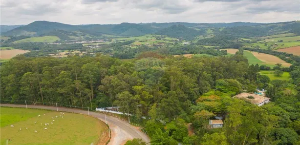 Fazenda / Sítio / Chácara com 20 Quartos para alugar, 3730m² no Centro, Morungaba