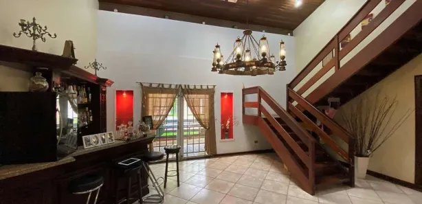 Casa de Condomínio com 4 Quartos para venda ou aluguel, 780m² no Chácara dos Junqueiras, Carapicuíba
