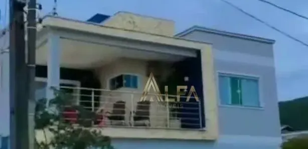 Sobrado com 8 Quartos à venda, 200m² no Santa Lidia, Penha