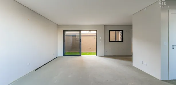Sobrado com 3 Quartos à venda, 234m² no São Lourenço, Curitiba