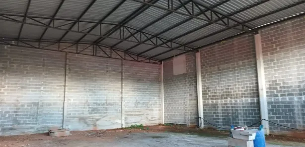 Galpão / Depósito / Armazém à venda, 280m² no Guaraituba, Colombo