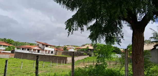 Sobrado com 4 Quartos para venda ou aluguel, 130m² no , Nísia Floresta