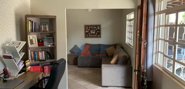 Casa com 3 Quartos à venda, 125m² no Vera Cruz, Londrina