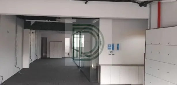 Prédio Inteiro com 3 Quartos para alugar, 926m² no Vila Santa Luzia, Taboão da Serra