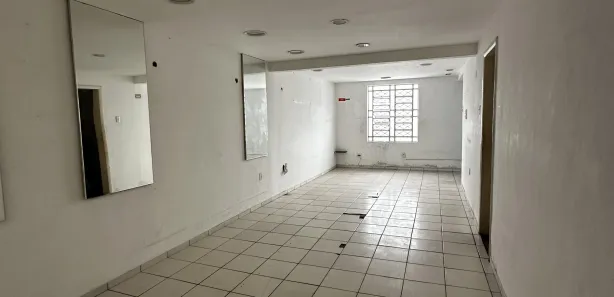 Loja / Salão / Ponto Comercial com 2 Quartos à venda, 180m² no Prata, Campina Grande