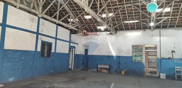 Galpão / Depósito / Armazém para alugar, 225m² no Vila Santa Libânia, Bragança Paulista