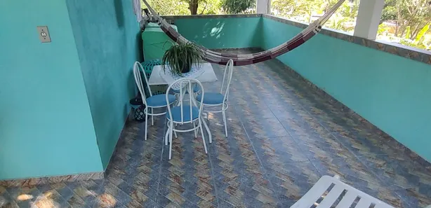 Fazenda / Sítio / Chácara com 3 Quartos à venda, 200m² no Mantiquira, Duque de Caxias