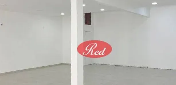 Loja / Salão / Ponto Comercial para alugar, 270m² no Vila Romanópolis, Ferraz de Vasconcelos