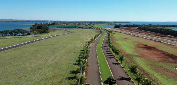 Terreno / Lote Comercial à venda, 806m² no , Cornélio Procópio