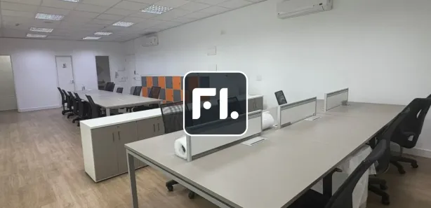 Conjunto Comercial / Sala para alugar, 135m² no Vila Cordeiro, São Paulo