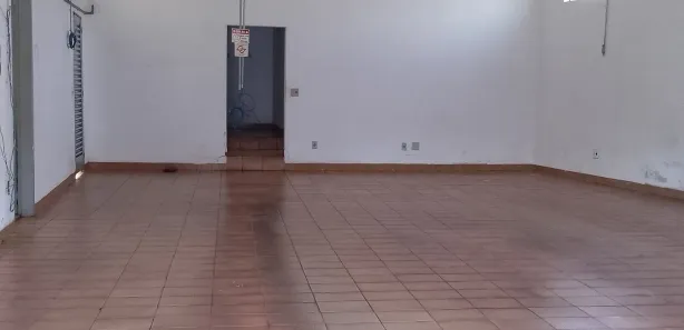 Loja / Salão / Ponto Comercial para alugar, 118m² no Centro, Franca