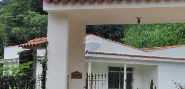 Fazenda / Sítio / Chácara com 2 Quartos à venda, 26000m² no , Bom Jardim