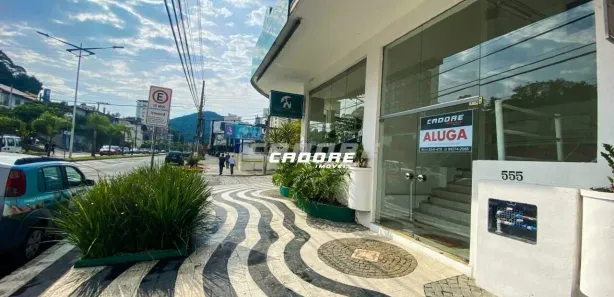 Loja / Salão / Ponto Comercial à venda, 433m² no Victor Konder, Blumenau
