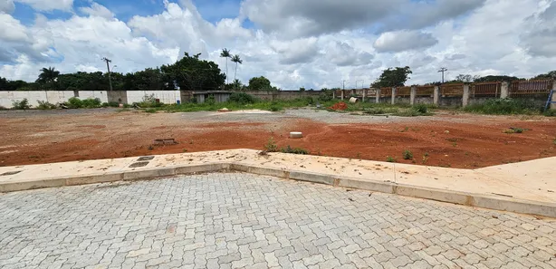 Terreno / Lote / Condomínio à venda, 2500m² no Park Way, Brasília