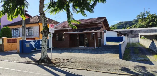 Conjunto Comercial / Sala à venda, 63m² no Centro, São Francisco do Sul