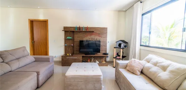 Casa de Condomínio com 6 Quartos à venda, 579m² no Região dos Lagos, Brasília