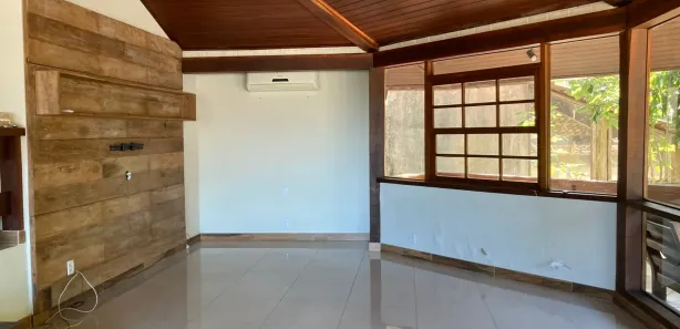 Casa de Condomínio com 4 Quartos à venda, 385m² no Itaipu, Niterói