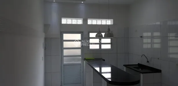 Casa com 2 Quartos para alugar, 60m² no Taboão, São Bernardo do Campo