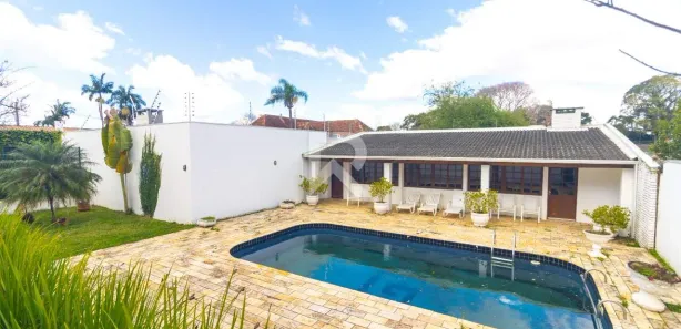 Casa com 8 Quartos para alugar, 1000m² no Jardim Social, Curitiba