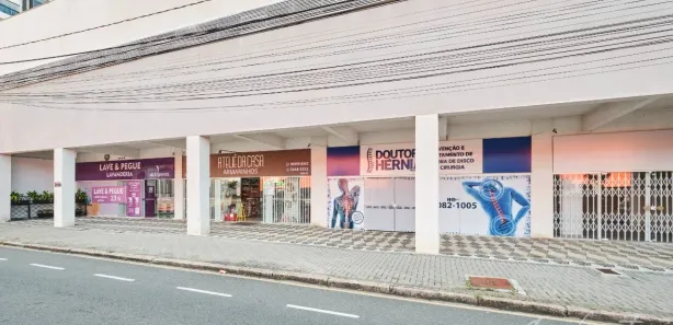 Conjunto Comercial / Sala para alugar, 37m² no Bacacheri, Curitiba