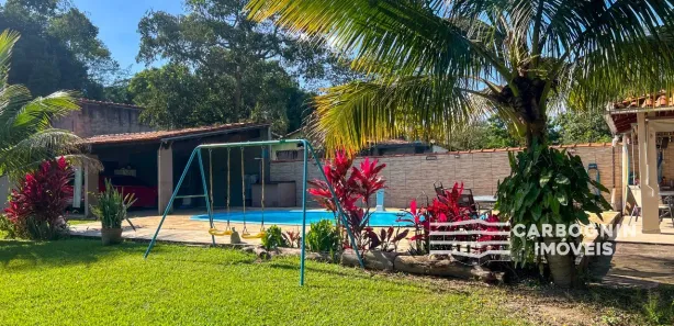 Fazenda / Sítio / Chácara com 4 Quartos à venda, 300m² no Vila Velha, Caçapava