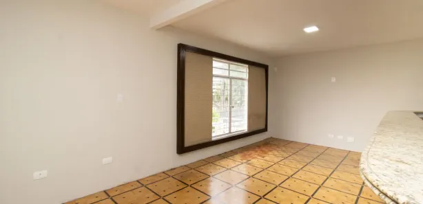 Casa Comercial para alugar, 318m² no Bigorrilho, Curitiba