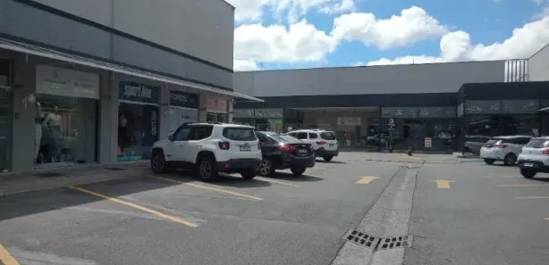 Loja / Salão / Ponto Comercial para venda ou aluguel, 70m² no São Lourenço, Curitiba