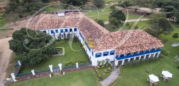 Fazenda / Sítio / Chácara com 11 Quartos à venda, 242000m² no Dorândia, Barra do Piraí