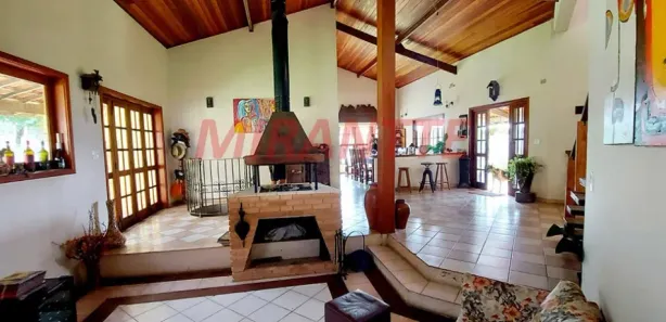 Fazenda / Sítio / Chácara com 5 Quartos à venda, 3000m² no Jardim dos Ipes, Mairinque