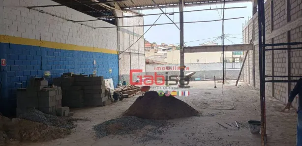 Galpão / Depósito / Armazém para alugar, 300m² no Campo Redondo, São Pedro da Aldeia