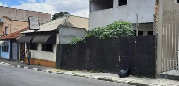 Prédio Inteiro à venda, 200m² no Centro, Poá