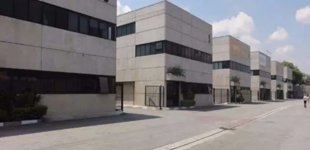Galpão / Depósito / Armazém para alugar, 748m² no Quitaúna, Osasco
