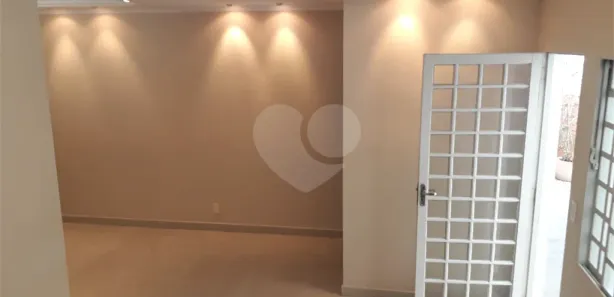 Casa de Vila com 3 Quartos para venda ou aluguel, 150m² no Vila Natal, Mogi das Cruzes