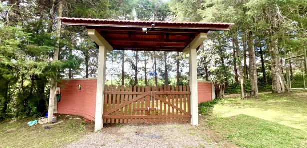 Fazenda / Sítio / Chácara com 4 Quartos à venda, 30167m² no , Tijucas do Sul