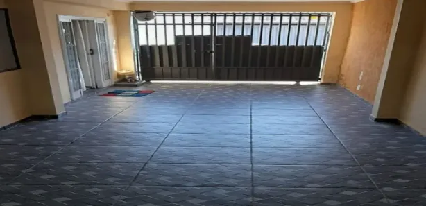 Sobrado com 3 Quartos à venda, 138m² no Jardim Mesquita, Jacareí