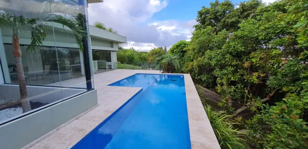 Casa de Condomínio com 4 Quartos para venda ou aluguel, 570m² no Busca Vida (Abrantes), Camaçari