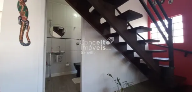 Sobrado com 3 Quartos à venda, 215m² no Vila Nova, Joinville