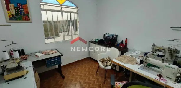 Casa com 3 Quartos à venda, 200m² no Colorado, Contagem