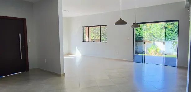 Casa de Condomínio com 4 Quartos para alugar, 600m² no Setor Habitacional Arniqueira, Brasília