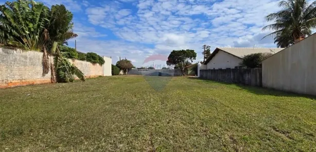 Terreno / Lote / Condomínio à venda, 620m² no , Cravinhos