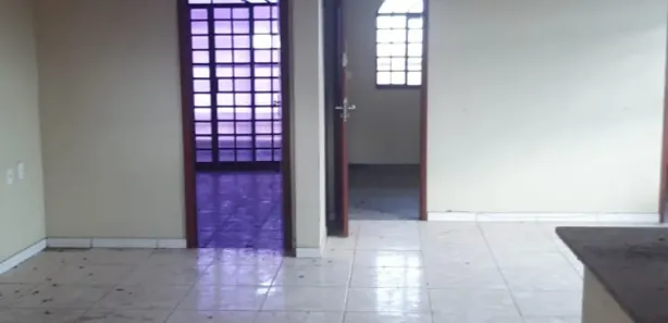 Casa com 8 Quartos à venda, 300m² no Riacho Fundo I, Brasília