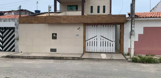 Casa com 4 Quartos à venda, 200m² no Aeroporto, Aracaju