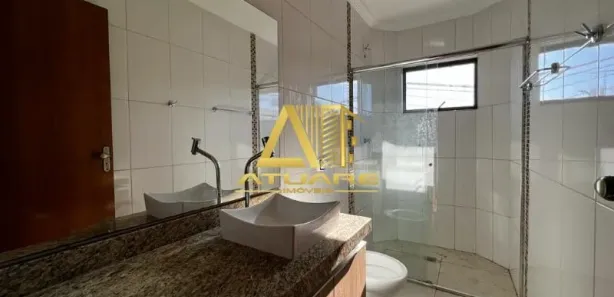 Apartamento com 3 Quartos para alugar, 120m² no Centro, Pouso Alegre
