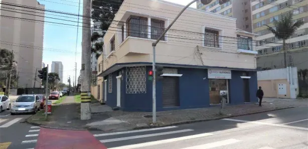 Prédio Inteiro à venda, 440m² no Cristo Rei, Curitiba