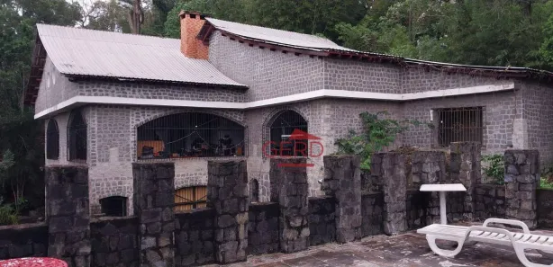 Fazenda / Sítio / Chácara com 5 Quartos para venda ou aluguel, 1000m² no Caminho do Indio, Embu das Artes