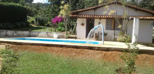 Casa de Condomínio com 3 Quartos à venda, 150m² no , Caeté